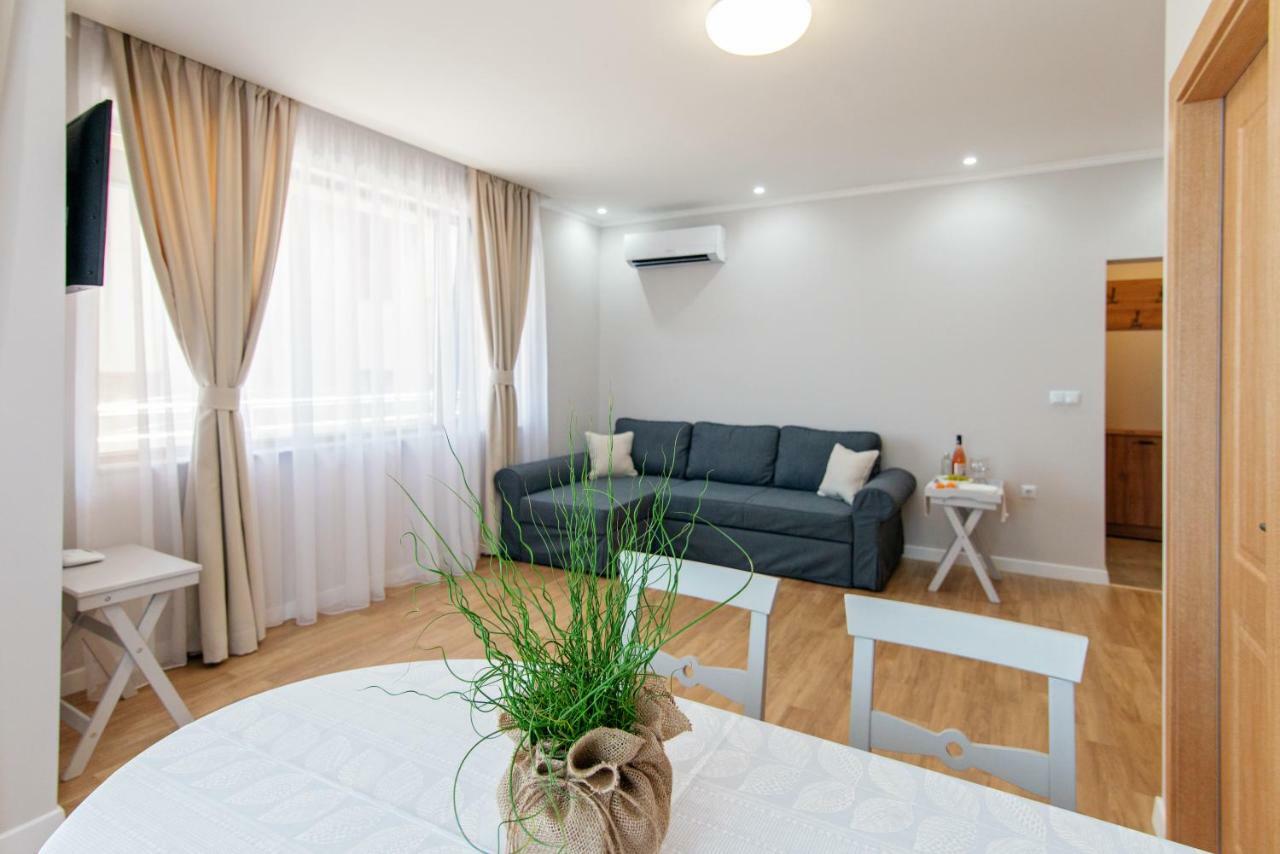 Mary Homes Νεσέμπαρ Εξωτερικό φωτογραφία